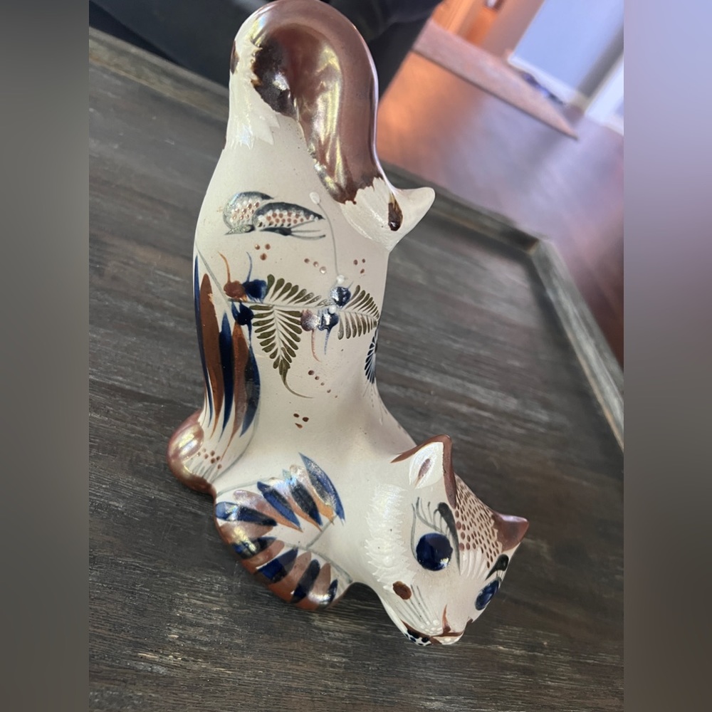 Cat Mexican folk lore pottery ,
